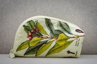 estuche flores tumbado